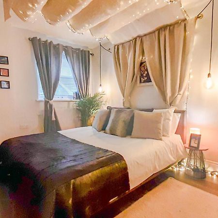 Stunning 2 Bedrooms Apartment London Exterior photo